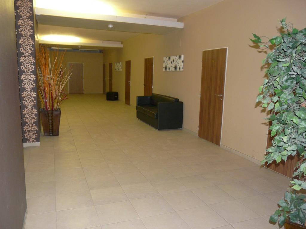 Hotel Ondráš Zlín Buitenkant foto