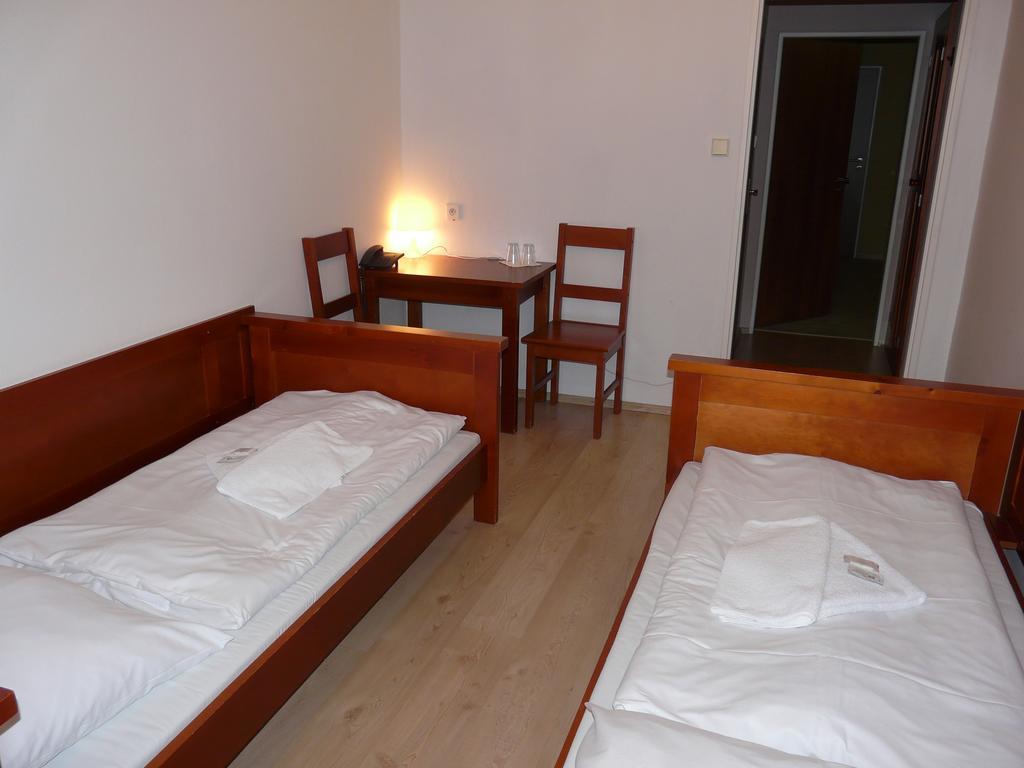 Hotel Ondráš Zlín Kamer foto