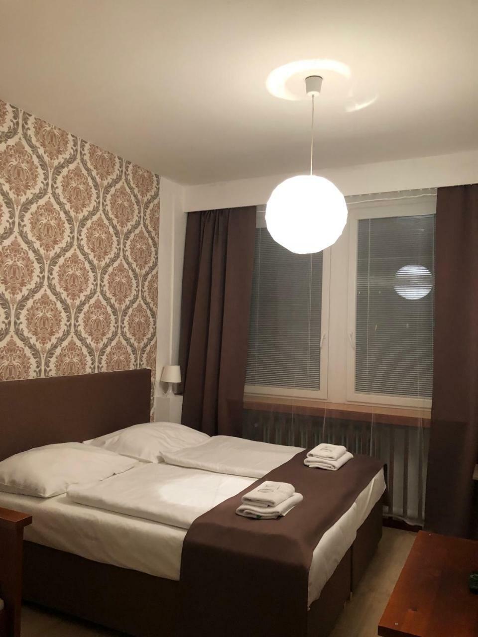 Hotel Ondráš Zlín Buitenkant foto